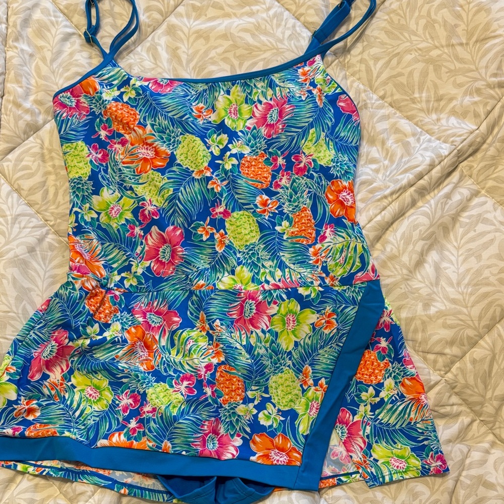 Vibrant Floral Women's One Piece Swimsuit